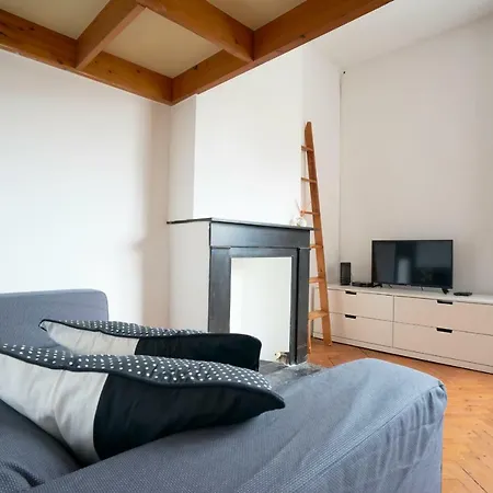 Volta Studio Mezzanine